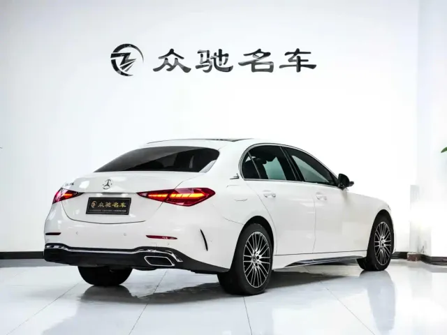 Mercedes-Benz C-Class — Фото автомобиля 12