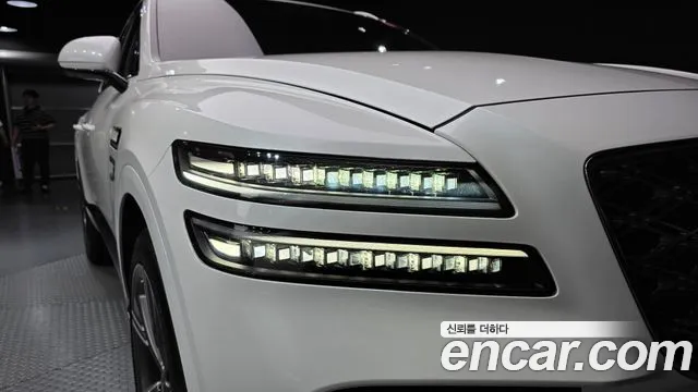 Genesis GV80 — Фото автомобиля 7