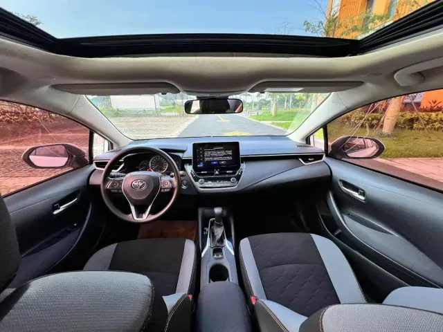 Toyota Corolla — Фото автомобиля 6