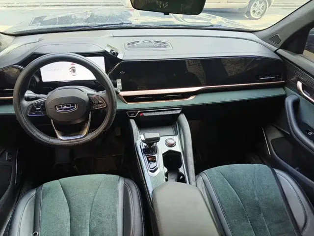Geely Xingyue L — Фото автомобиля 12