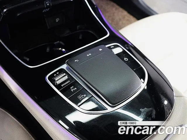 Mercedes-Benz E-Class — Фото автомобиля 15