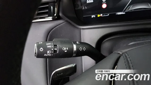 Land Rover Range Rover Velar Range Rover Velar 2.0 P250 Dynamic SE — Фото автомобиля 30