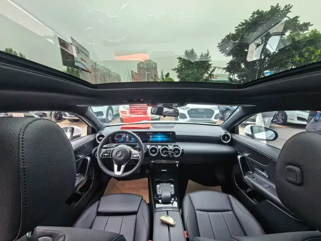 Mercedes-Benz A-Class — Фото автомобиля 10