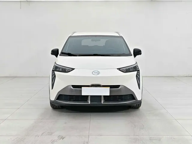 GAC Aion Y — Фото автомобиля 2