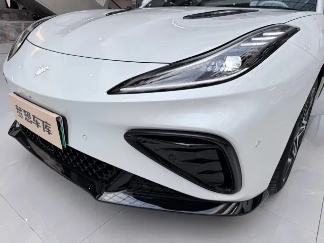 Hozon Neta GT — Фото автомобиля 8