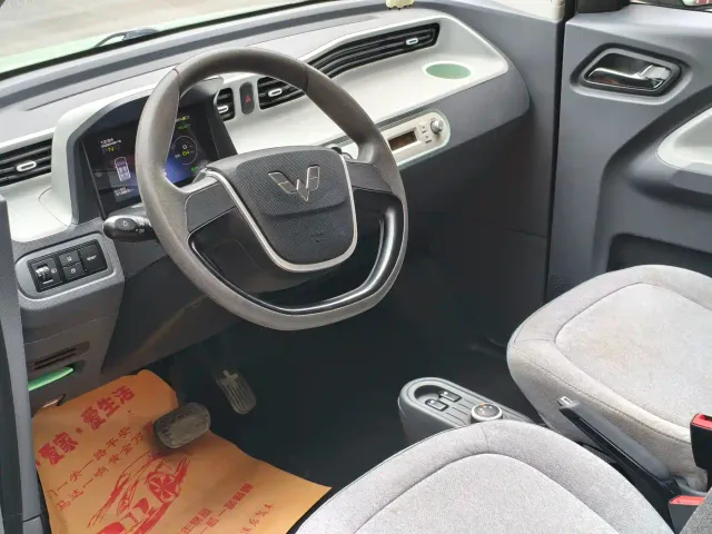 Wuling Hongguang Mini EV — Фото автомобиля 14