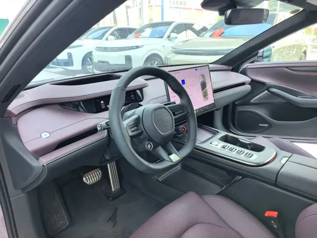 Xiaomi SU7 — Фото автомобиля 6