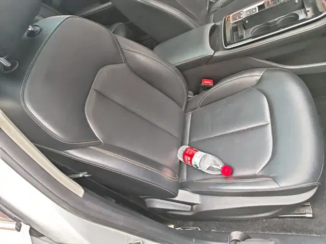 Roewe i6 MAX EV — Фото автомобиля 24