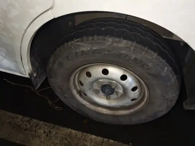 Changan Ruixing EM80 — Фото автомобиля 24