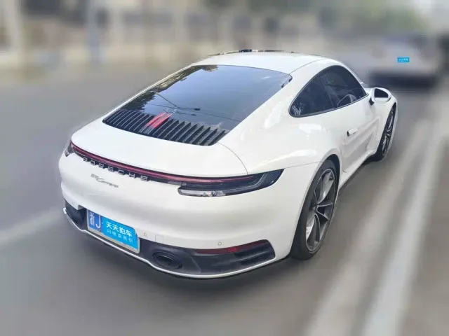 Porsche 911 — Фото автомобиля 5