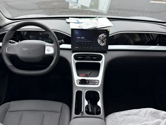 Geely Starry Wish — Фото автомобиля 9