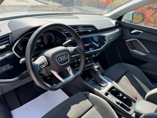 Audi Q3 — Фото автомобиля 10