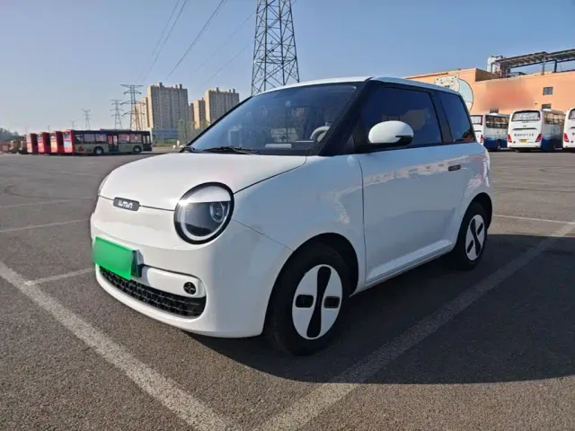 Фотография автомобиля — Changan Lumin