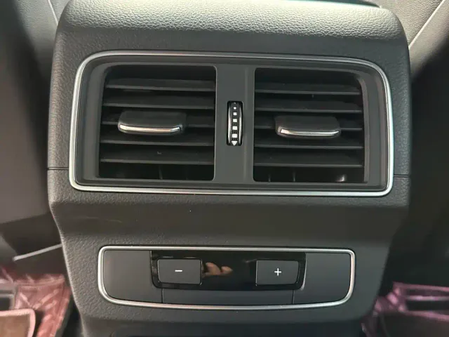 Audi Q5L Sportback — Фото автомобиля 24