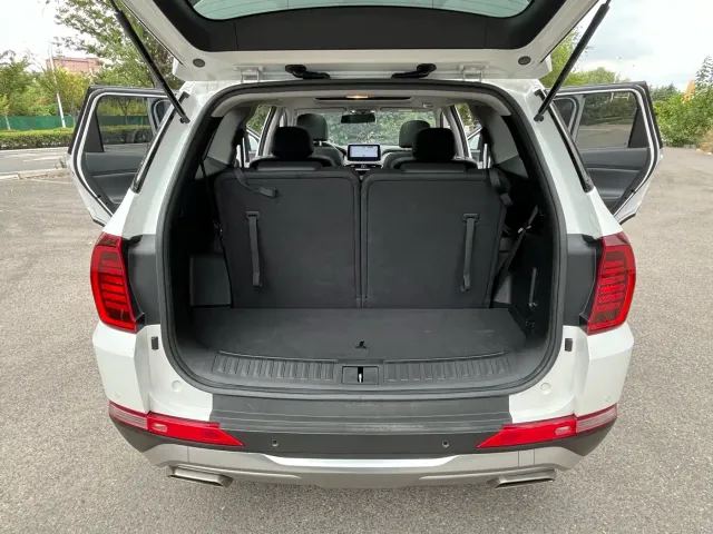 Hyundai Santa Fe — Фото автомобиля 18