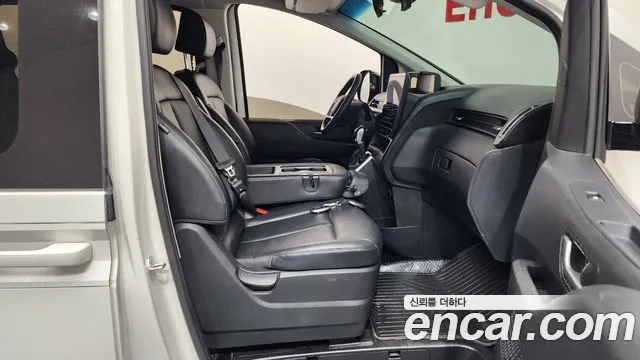 Hyundai Staria — Фото автомобиля 26
