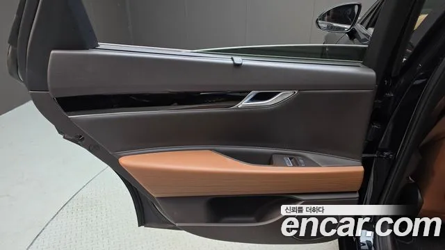 Genesis G80 RG3 — Фото автомобиля 14