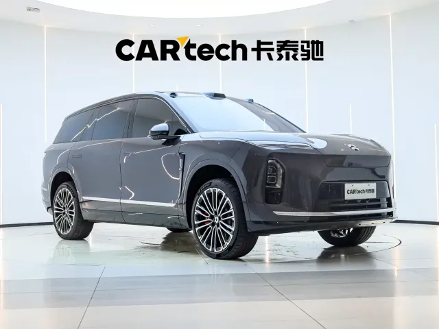 Nio ES8 — Фото автомобиля 5