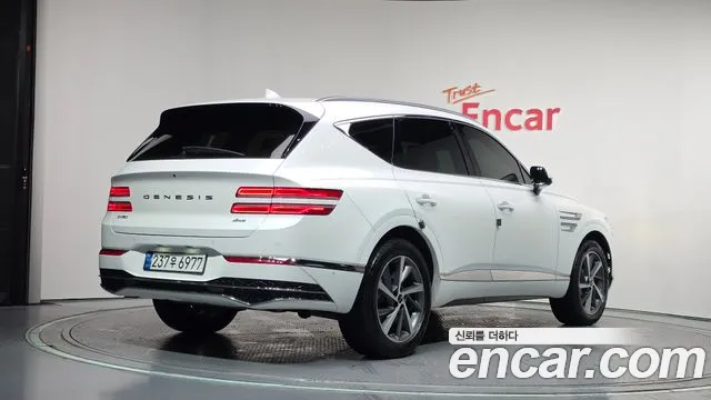 Фотография автомобиля — Genesis GV80 2.5T Бензин AWD