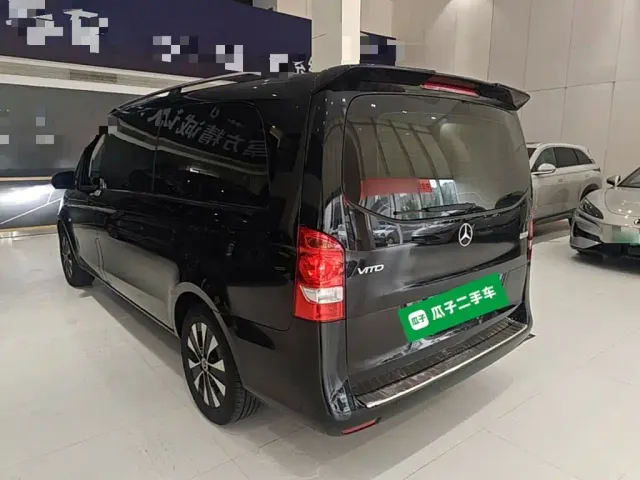 Mercedes-Benz Vito 2021 2.0T Elite 7-Seater — Фото автомобиля 22