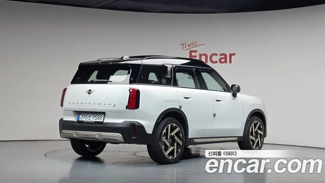 MINI Countryman 3rd Gen — Фото автомобиля 2