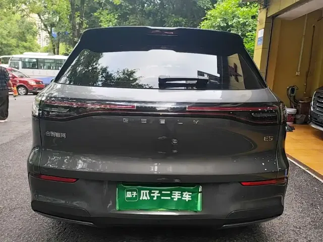 Geely Galaxy E5 — Фото автомобиля 5
