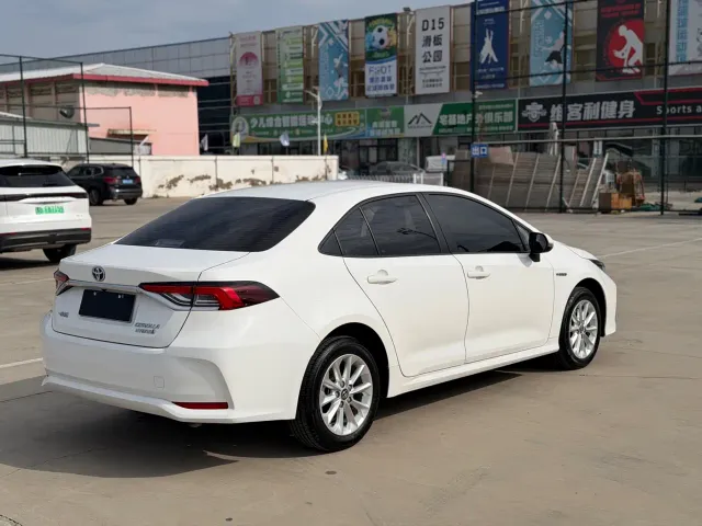 Toyota Corolla — Фото автомобиля 6