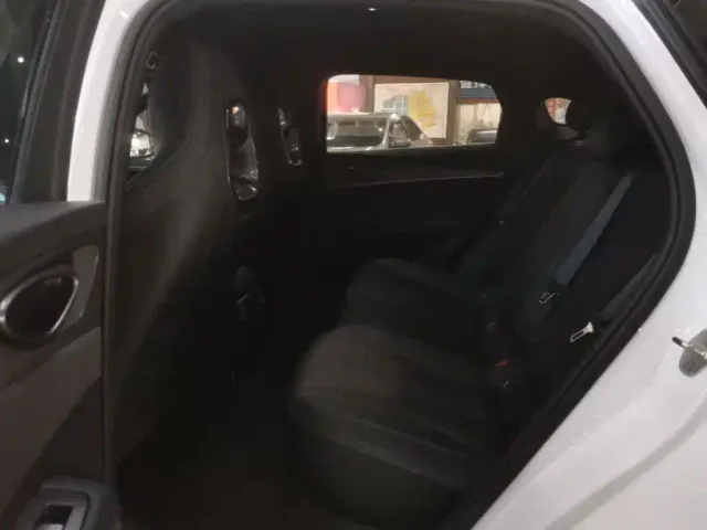 BYD Seal 06 — Фото автомобиля 12