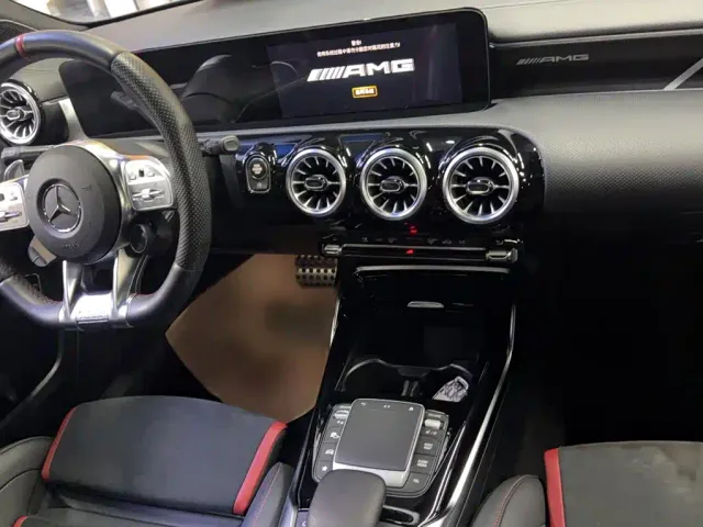 Mercedes-Benz A-Class AMG — Фото автомобиля 4