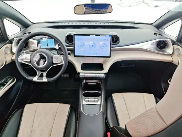 BYD Dolphin — Фото автомобиля 12