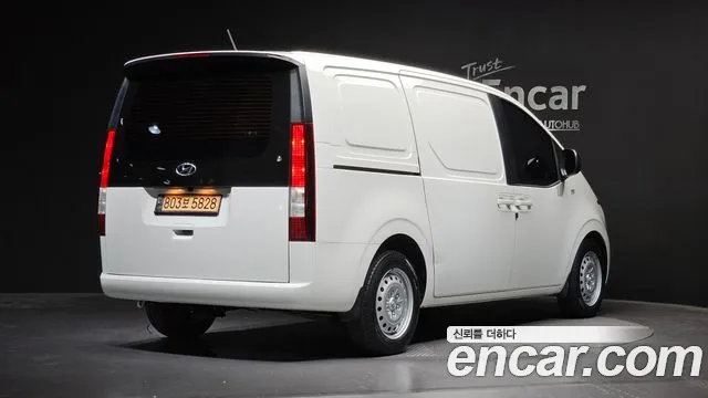 Hyundai Staria Staria Карго 3 места — Фото автомобиля 2
