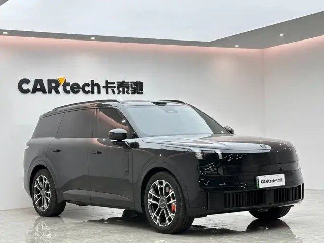 Lynk & Co 900 — Фото автомобиля 6