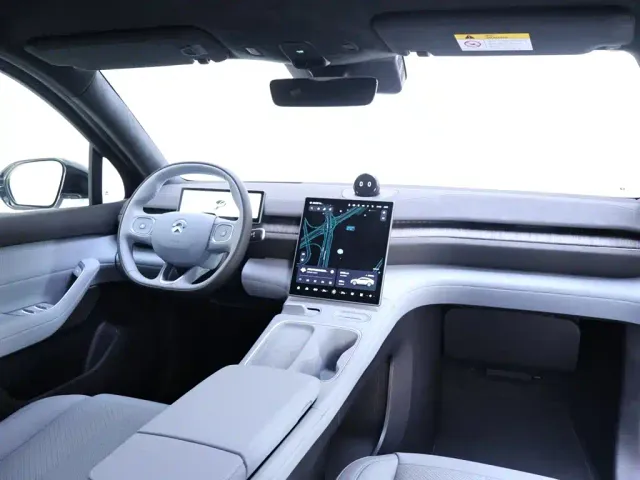 Nio EC6 — Фото автомобиля 20