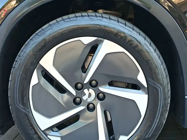 Nio EC6 — Фото автомобиля 24