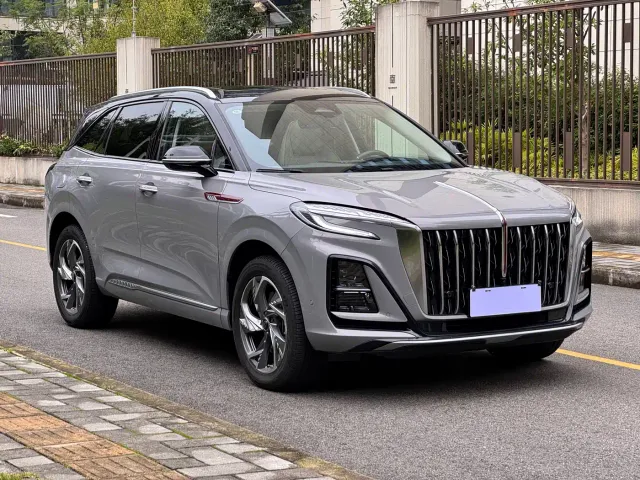 Hongqi HS3 — Фото автомобиля 3