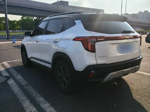 Kia Seltos — Фото автомобиля 13