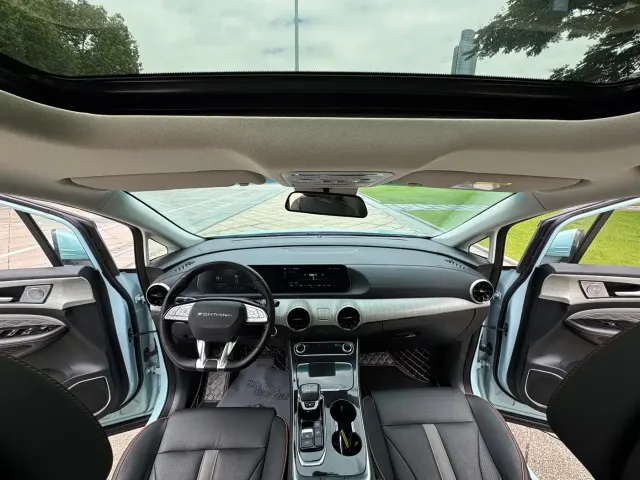 Dongfeng Fengxing Fengxing Yacht 2022 1.5T DCT Wave Chaser Edition — Фото автомобиля 23