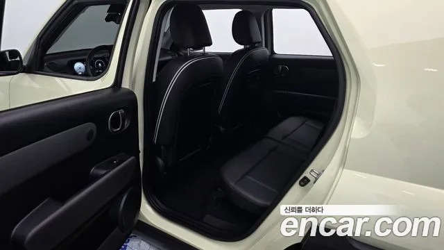 Hyundai Casper Electric — Фото автомобиля 16