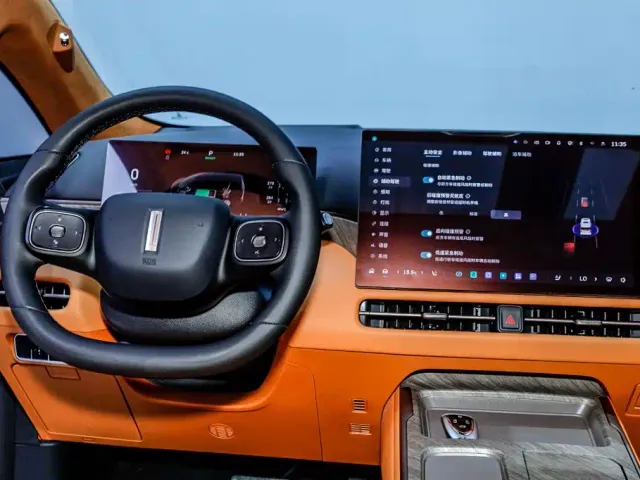 Wey Alpine — Фото автомобиля 29