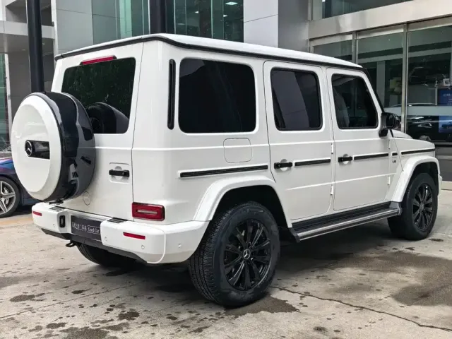 Mercedes-Benz G-Class — Фото автомобиля 12