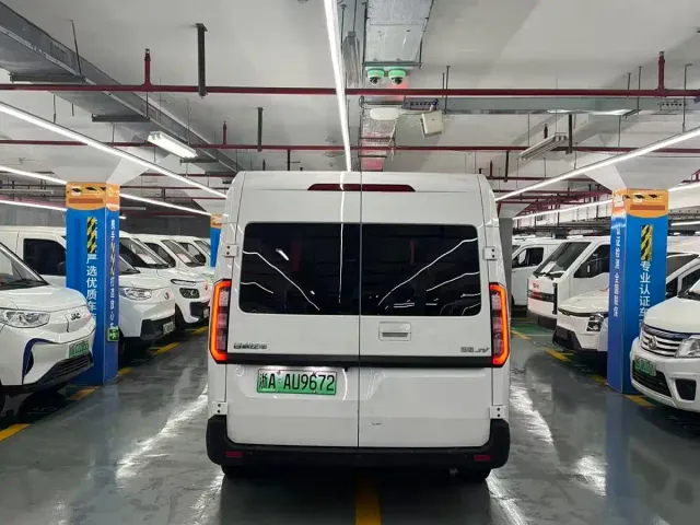 Farizon Super VAN — Фото автомобиля 7
