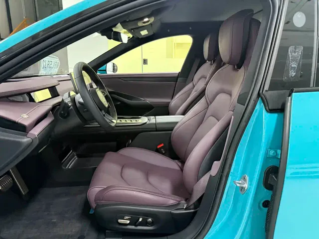 Xiaomi SU7 — Фото автомобиля 10