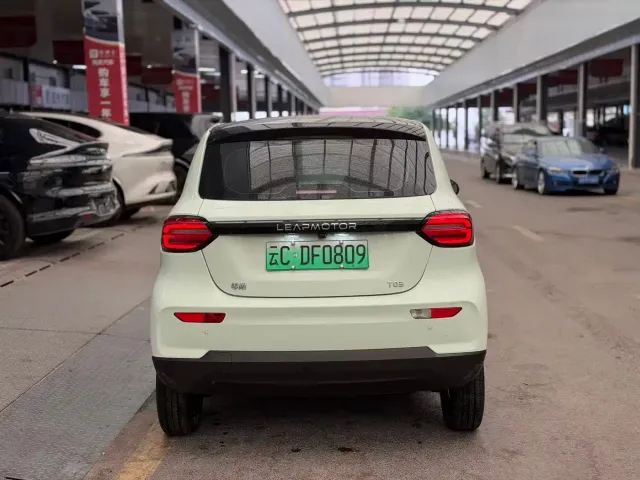 Leapmotor T03 — Фото автомобиля 8