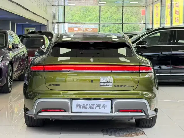 Shangjie Z7T — Фото автомобиля 11