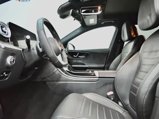 Mercedes-Benz C-Class — Фото автомобиля 6