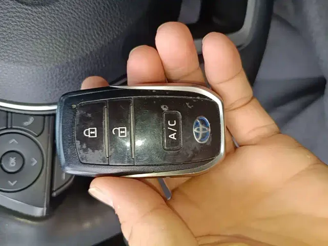 Toyota RAV4 Rongfang Dual Engine E+ — Фото автомобиля 8