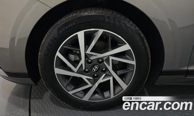 Hyundai Grandeur GN7 — Фото автомобиля 5