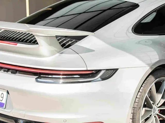 Porsche 911 — Фото автомобиля 3