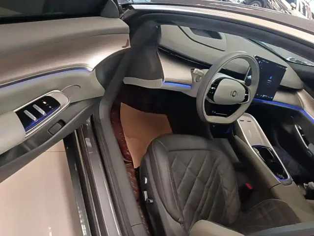 Changan Qiyuan A07 — Фото автомобиля 15