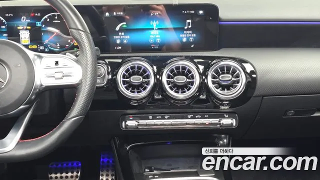 Mercedes-Benz A-Class — Фото автомобиля 13